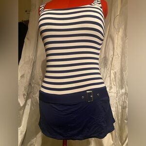 Bathingsuit one piece Beach House Vintage size 10